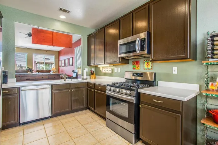 34639 Fairport Way, Yucaipa, California 92399