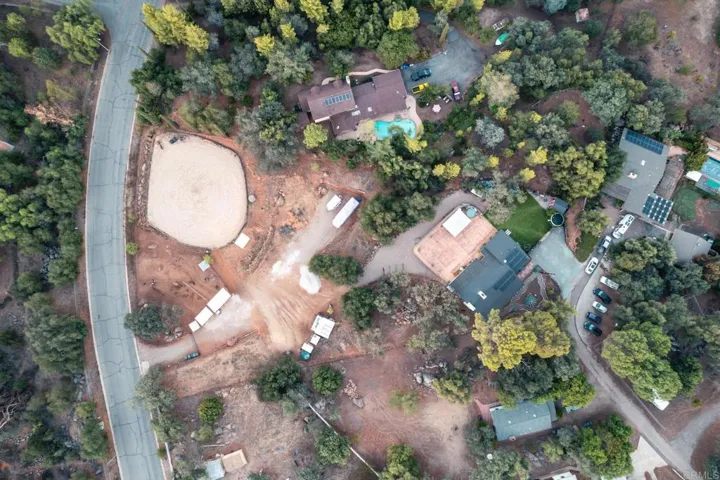 1356 S Grade Road, Alpine, California 91901