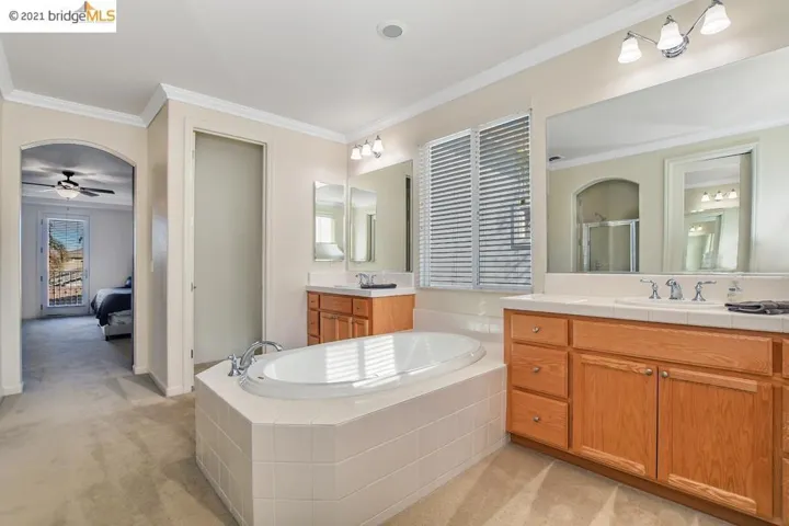5651 Arcadia Cir, Discovery Bay, California 94505