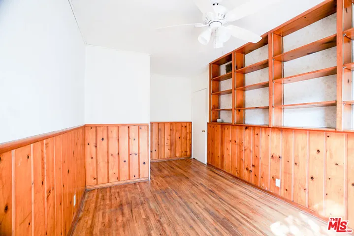 1050 Iliff Street, Pacific Palisades, California 90272