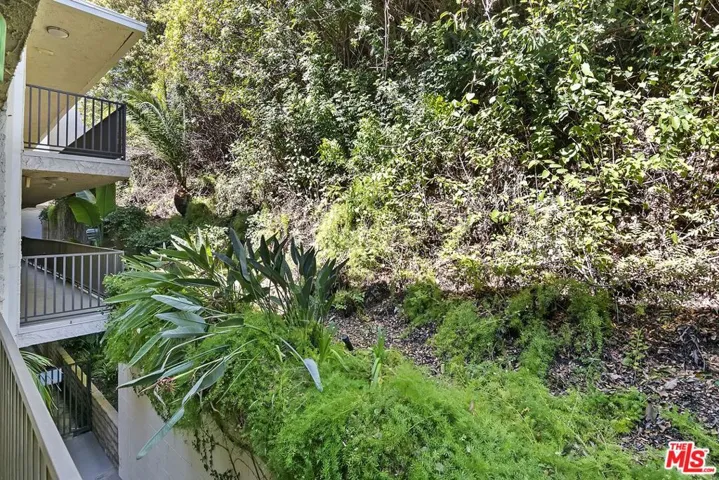 1230 Horn Avenue 522, West Hollywood, California 90069