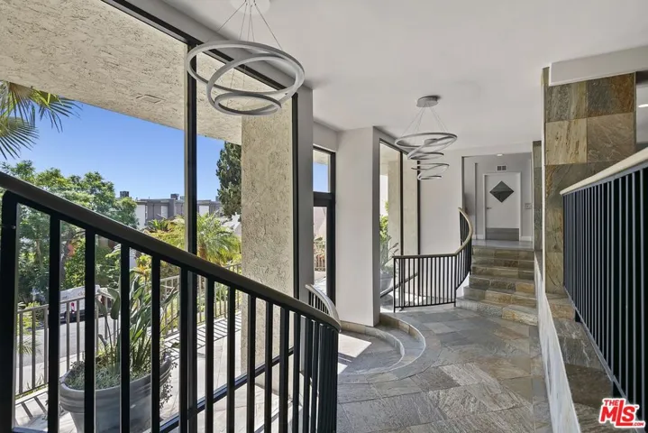 1230 Horn Avenue 522, West Hollywood, California 90069