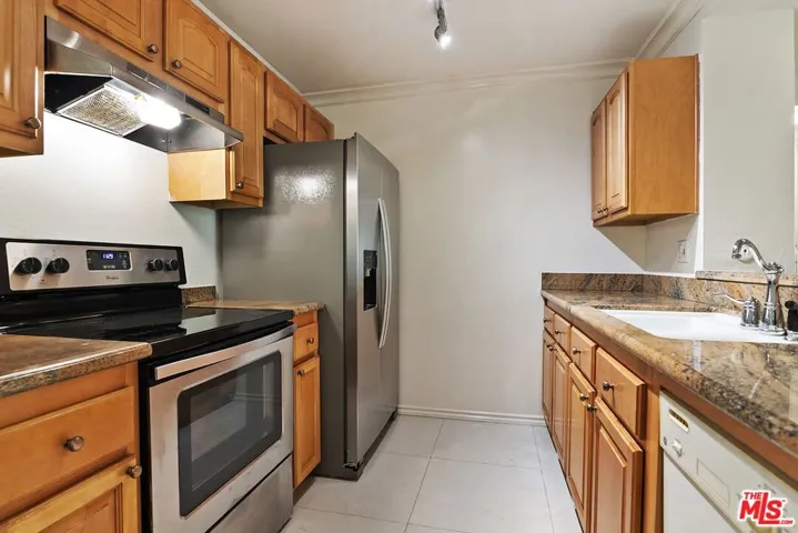 1230 Horn Avenue 522, West Hollywood, California 90069