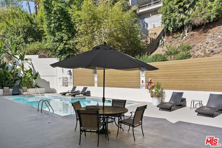 1230 Horn Avenue 522, West Hollywood, California 90069