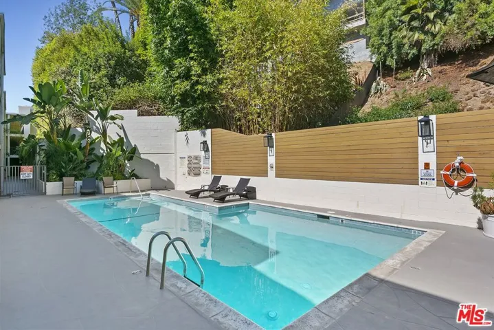 1230 Horn Avenue 522, West Hollywood, California 90069