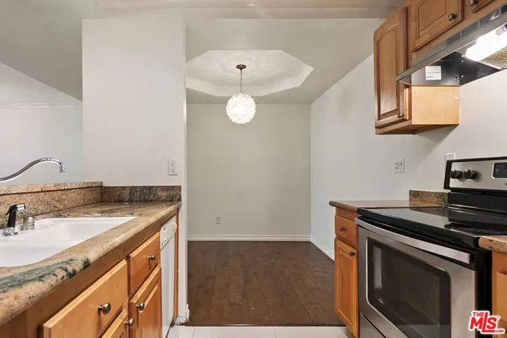 1230 Horn Avenue 522, West Hollywood, California 90069