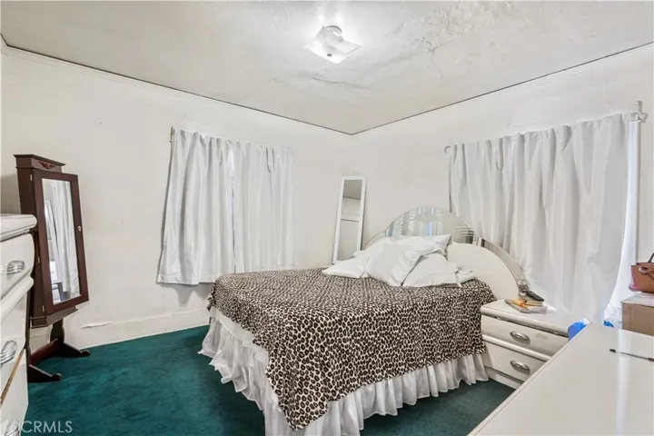 619 W Center Street, Pomona, California 91768