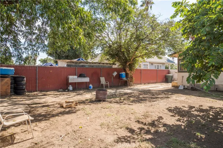 619 W Center Street, Pomona, California 91768