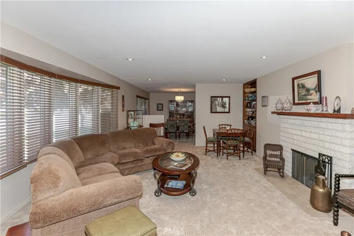 2918 Bedford Drive, Merced, California 95340