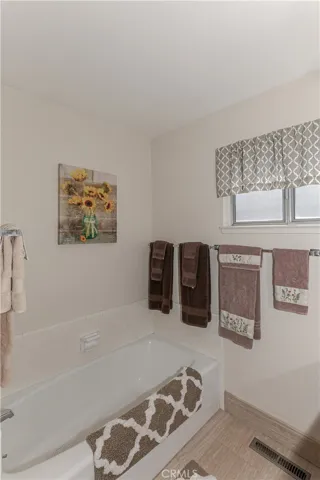 2918 Bedford Drive, Merced, California 95340