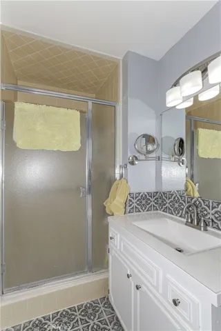 2918 Bedford Drive, Merced, California 95340