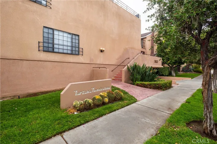 5820 Yolanda Ave 13, Tarzana, California 91356