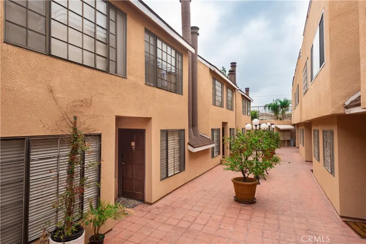 5820 Yolanda Ave 13, Tarzana, California 91356