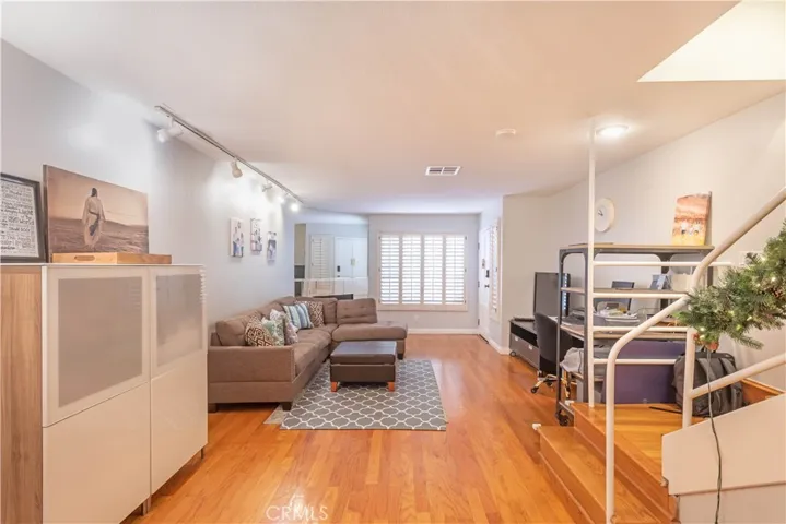 5820 Yolanda Ave 13, Tarzana, California 91356