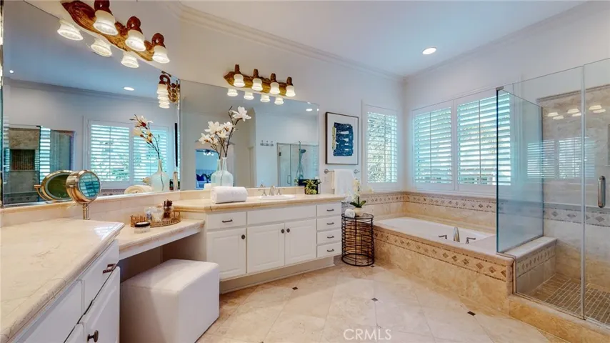 8 Aspen Leaf, Rancho Santa Margarita, California 92679