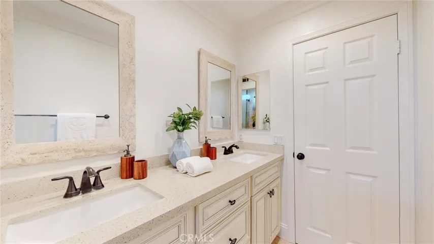 8 Aspen Leaf, Rancho Santa Margarita, California 92679