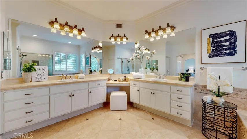 8 Aspen Leaf, Rancho Santa Margarita, California 92679