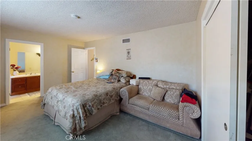 461 Houston Drive, Thousand Oaks, California 91360