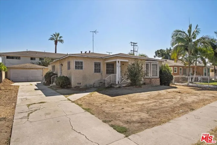 11004 California Avenue, Lynwood, California 90262