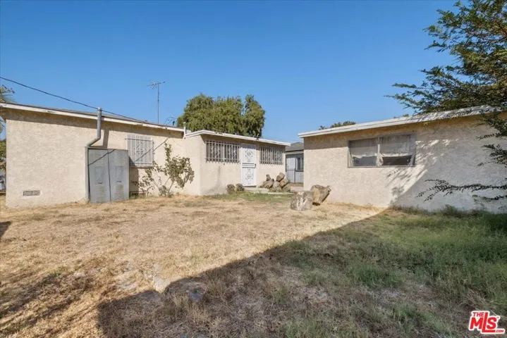 11004 California Avenue, Lynwood, California 90262
