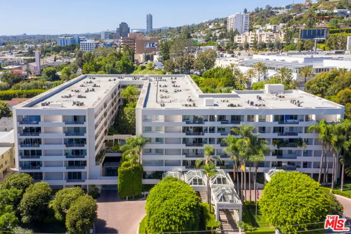 1131 Alta Loma Road 117, West Hollywood, California 90069