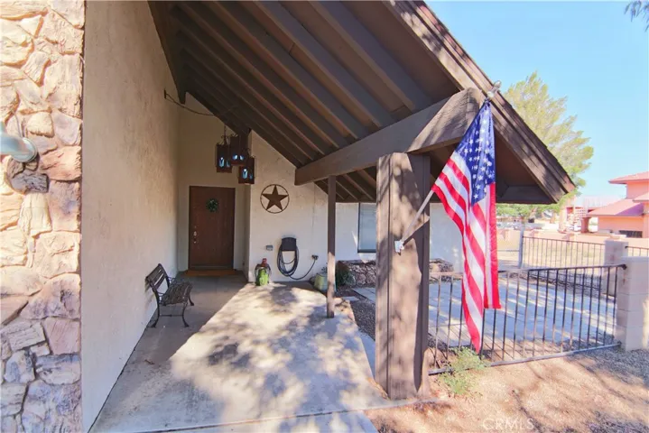 12533 Fairway Road, Victorville, California 92395