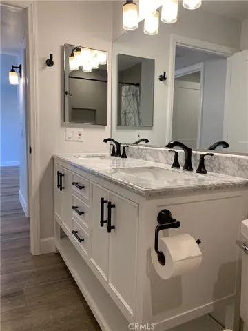 384 Orange Blossom 132, Irvine, California 92618