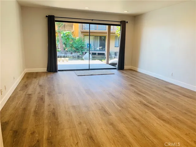 384 Orange Blossom 132, Irvine, California 92618