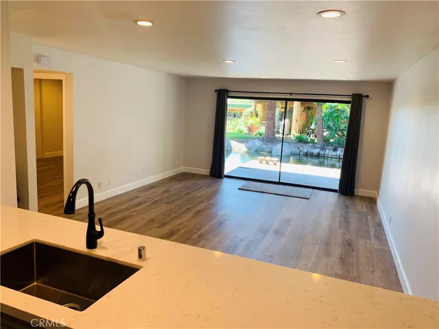 384 Orange Blossom 132, Irvine, California 92618