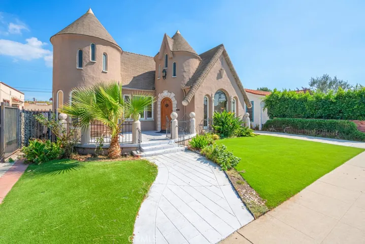 2822 Somerset Drive, Los Angeles, California 90016