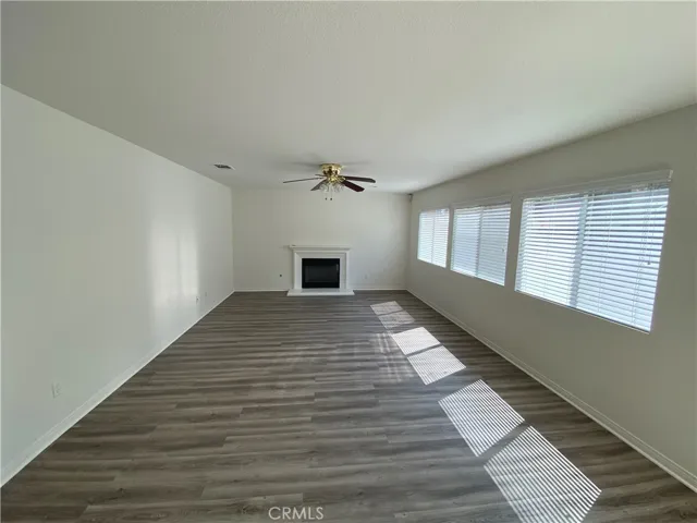 10999 Everygreen Loop, Corona, California 92883