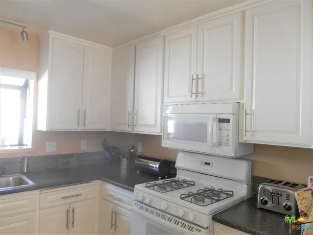 64747 Pinehurst Circle, Desert Hot Springs, California 92240