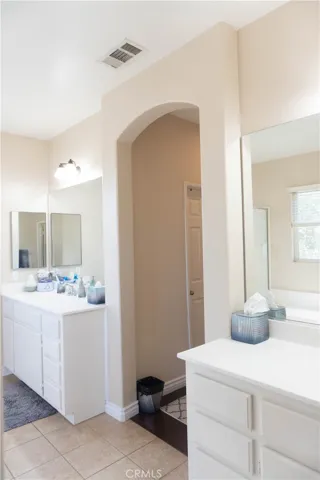 11603 Luna Road, Victorville, California 92392