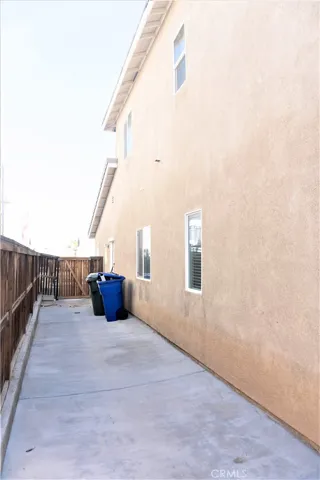 11603 Luna Road, Victorville, California 92392