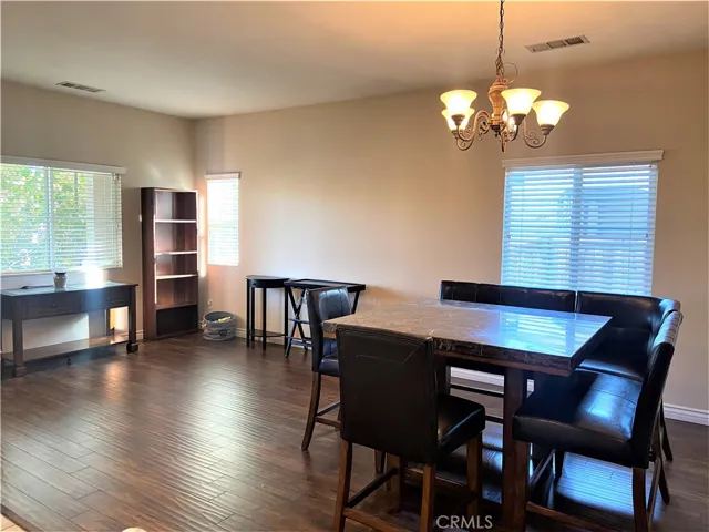 11603 Luna Road, Victorville, California 92392