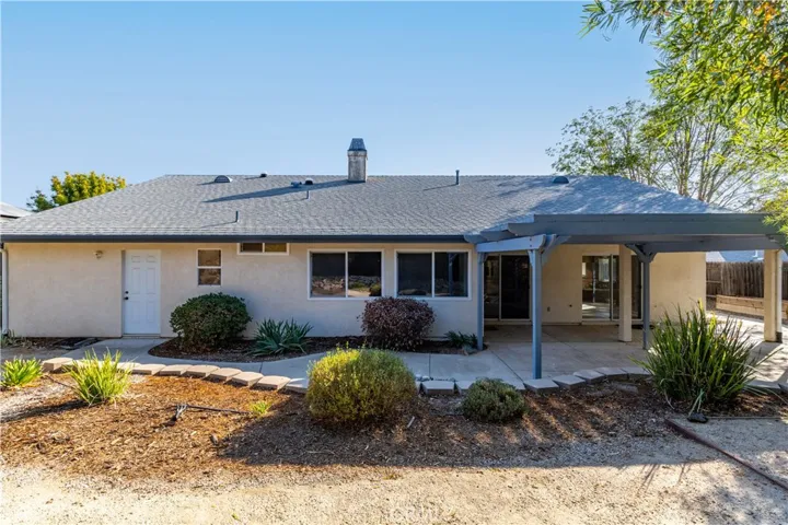 1803 Carino Court, Paso Robles, California 93446