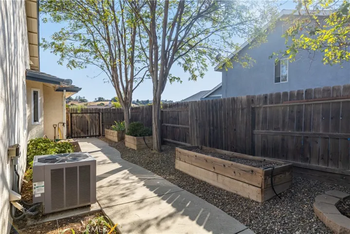1803 Carino Court, Paso Robles, California 93446
