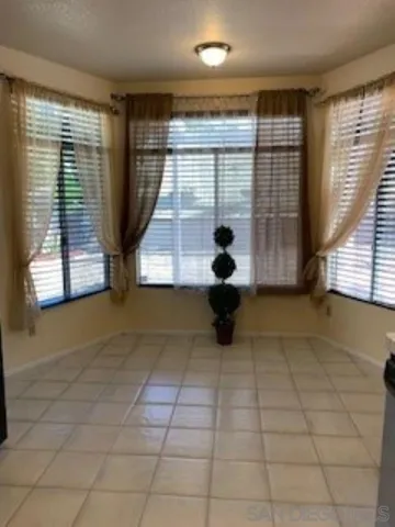 2390 Fairway Oaks Dr, Chula Vista, California 91915