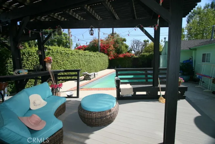 5706 Bevis Avenue, Sherman Oaks, California 91411