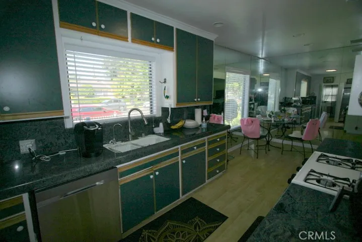 5706 Bevis Avenue, Sherman Oaks, California 91411