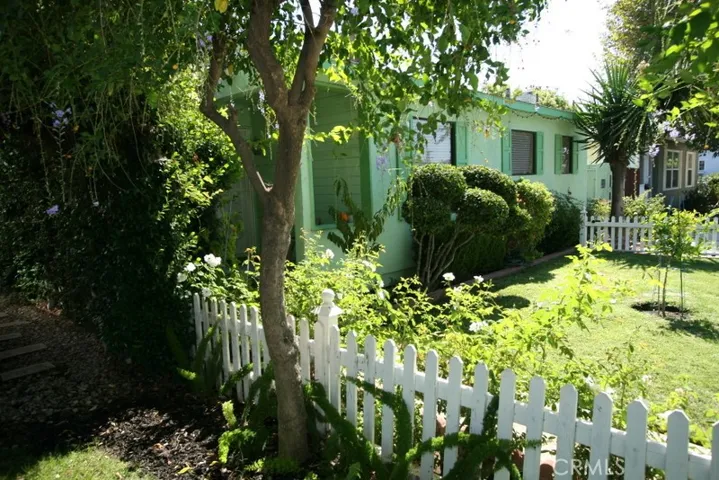 5706 Bevis Avenue, Sherman Oaks, California 91411