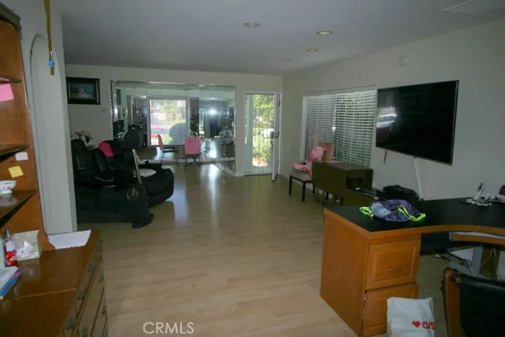 5706 Bevis Avenue, Sherman Oaks, California 91411