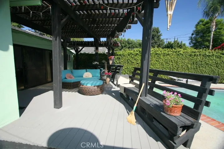 5706 Bevis Avenue, Sherman Oaks, California 91411