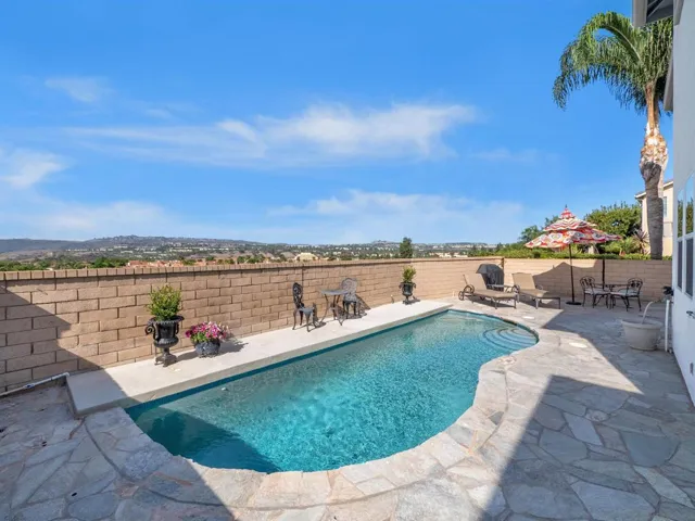 27751 Country Lane Road, Laguna Niguel, California 92677