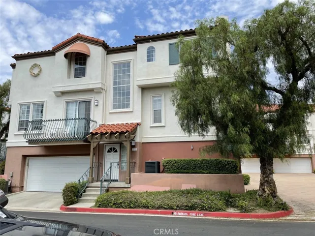 12725 Trent Jones Ln, Tustin, California 92782