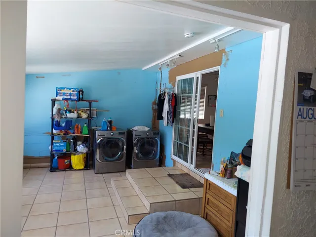 9875 Del Mar Avenue, Montclair, California 91763