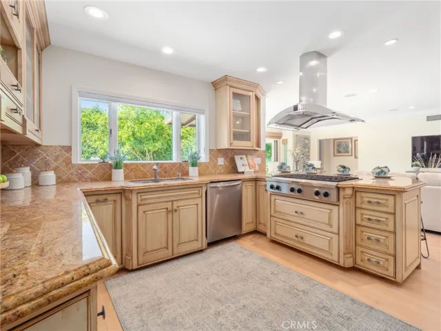 1304 Via Gabriel, Palos Verdes Estates, California 90274