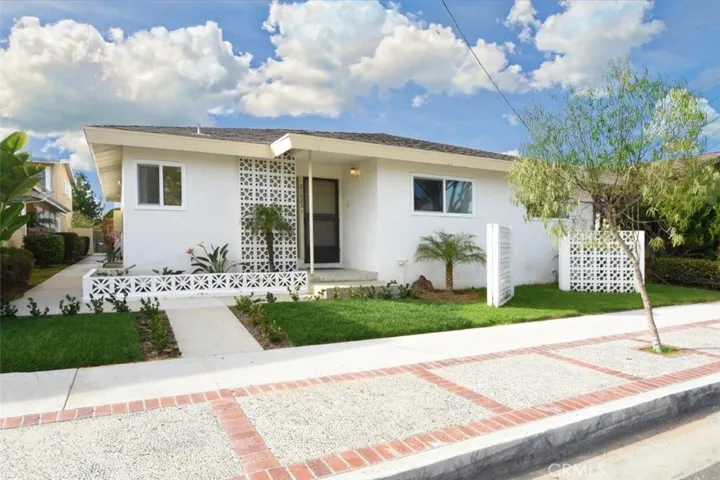 21023 Donora Avenue A, Torrance, California 90503