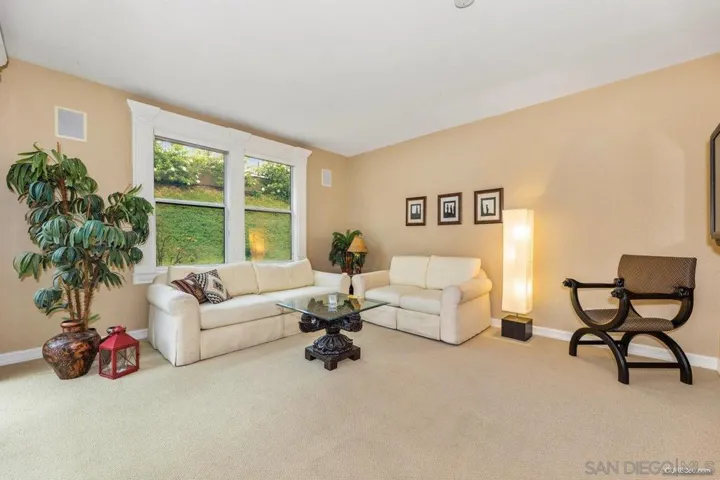 11727 Creek Bluff Dr, Poway, California 92064