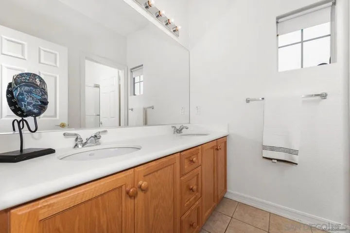 11727 Creek Bluff Dr, Poway, California 92064
